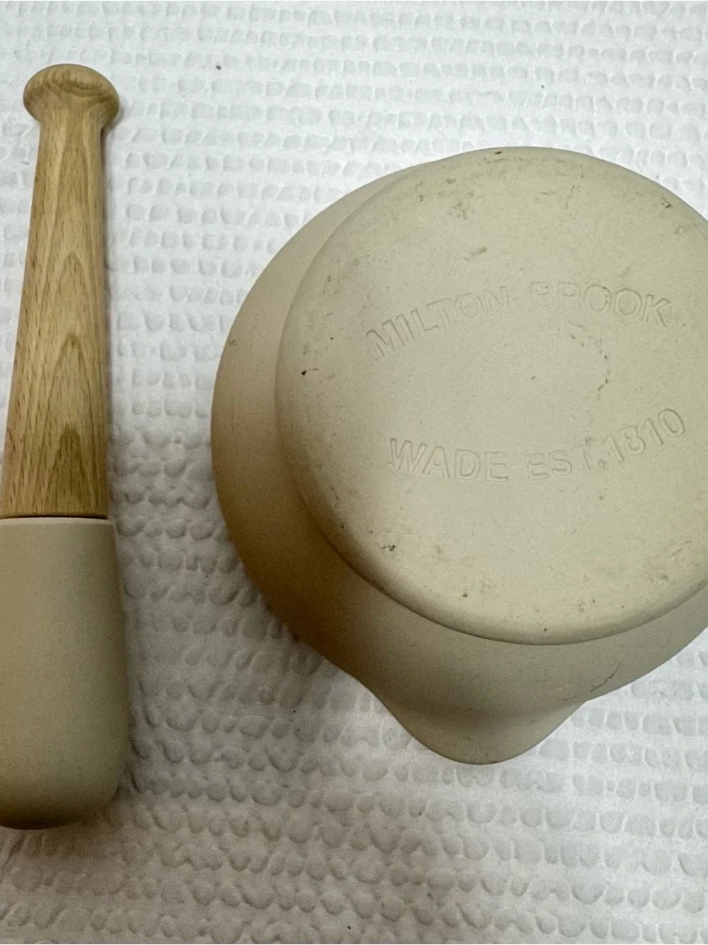 Milton Brook Wade Ceramic Mortar — Cream Finish